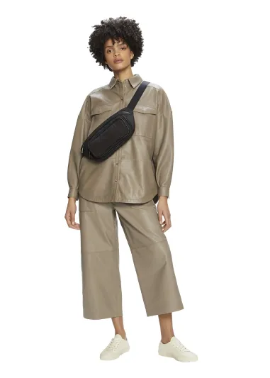 عكست روحاً شبابية وأنيقة.. إليكم مجموعة Ted Baker لربيع وصيف 2021