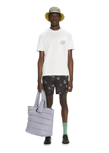 عكست روحاً شبابية وأنيقة.. إليكم مجموعة Ted Baker لربيع وصيف 2021