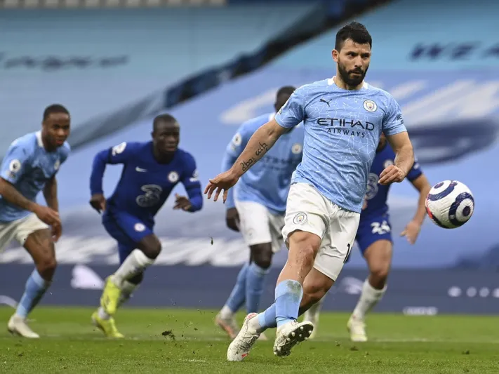 لقطة المباراة..  أغويرو وإحدى أسوأ ركلات الجزاء في التاريخ (فيديو)