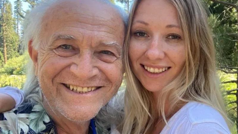 عشرينية تجد السعادة مع رجل يكبرها بـ48 عاماً!