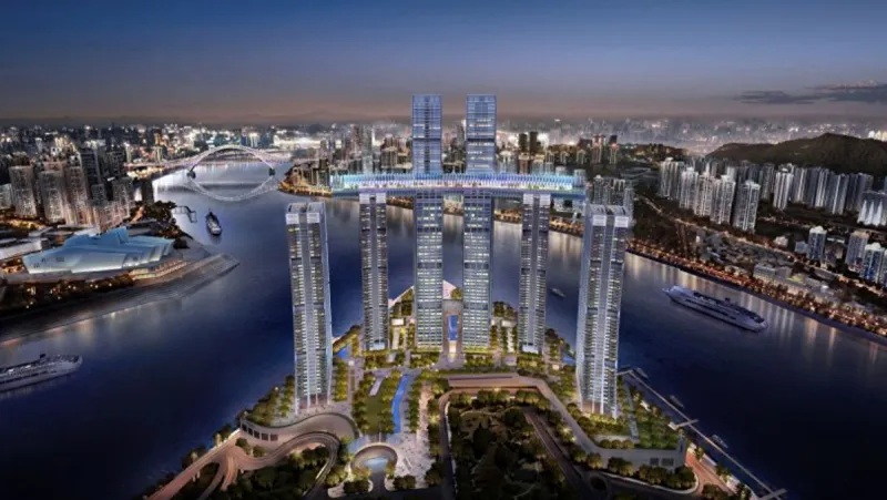 اهتزاز ناطحة سحاب ارتفاعها 300 متر في الصين (فيديو)