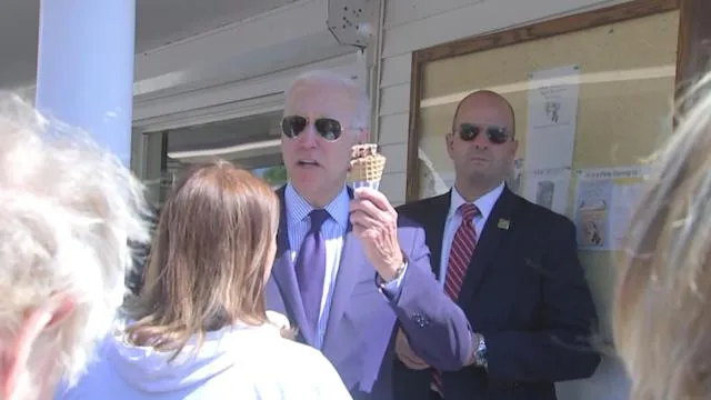 شغف بايدن بـ«الآيس كريم» فاق كل الحدود !