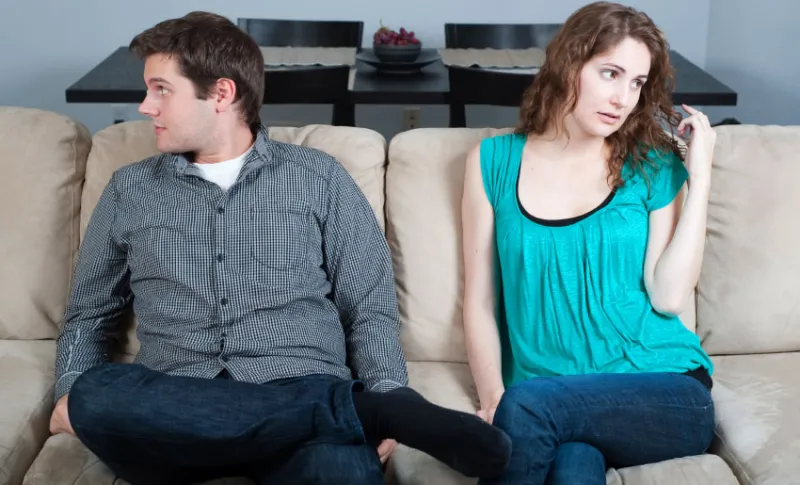 أمراض محرجة يخفيها الرجال عن زوجاتهم