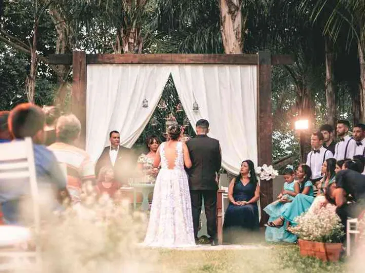 جدول الضرب يدفع عروساً لمغادرة حفل الزفاف!