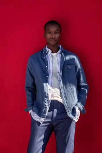 تشكيلة أزياء جديدة مستوحاة من  "الثمانينيات" بقالب جديد