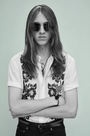 أحدث صيحات الموضة للرجال لربيع وصيف 2021