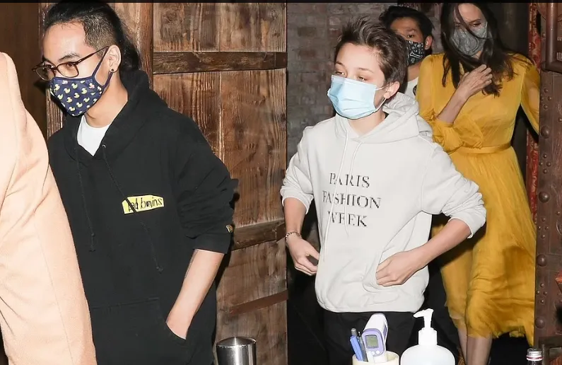 أنجلينا جولي تستعد للانتقام من براد بيت بعد هذا الموقف