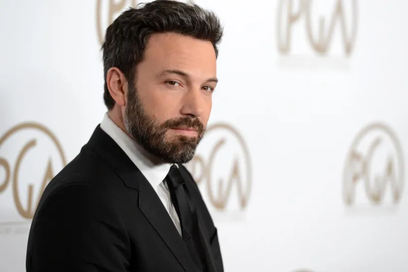 استوح تسريحات شعرك من إطلالات بين أفليك الجذابة (صور)