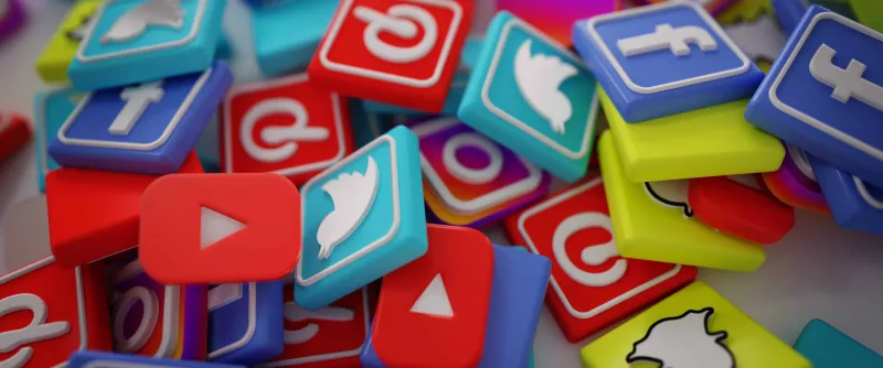 تغريم مشاهير مواقع التواصل أكثر من 3 ملايين ريال