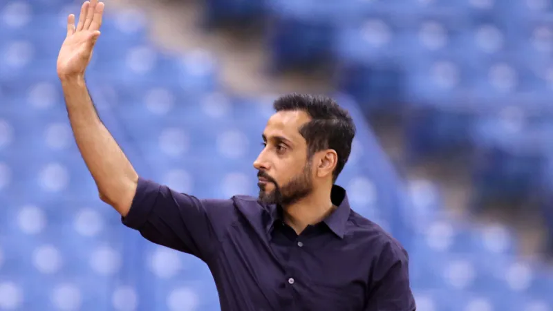 سامي الجابر يعتذر لرئيس الهلال الأسبق