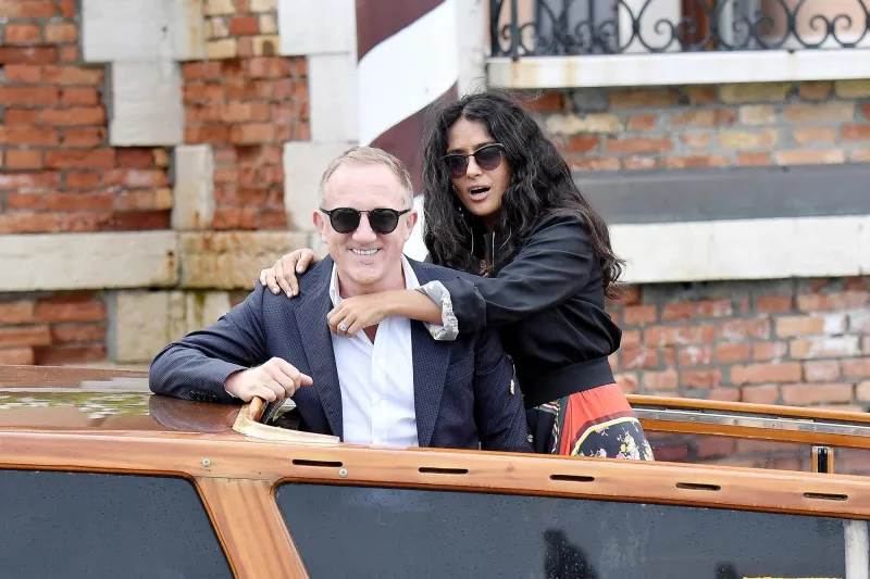 حب مشروط وثروة طائلة.. ماذا تعرف عن سلمى حايك وفرانسوا بينو؟