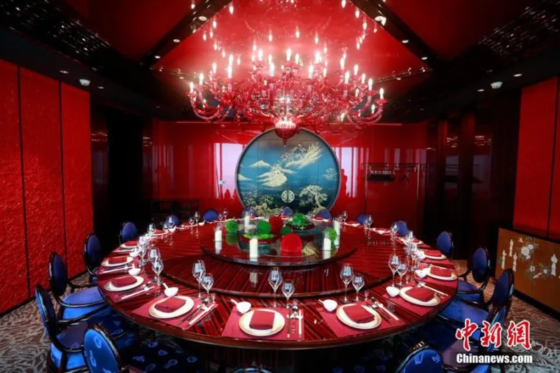 افتتاح «فندق السماء» الأطول في العالم بالصين (فيديو)