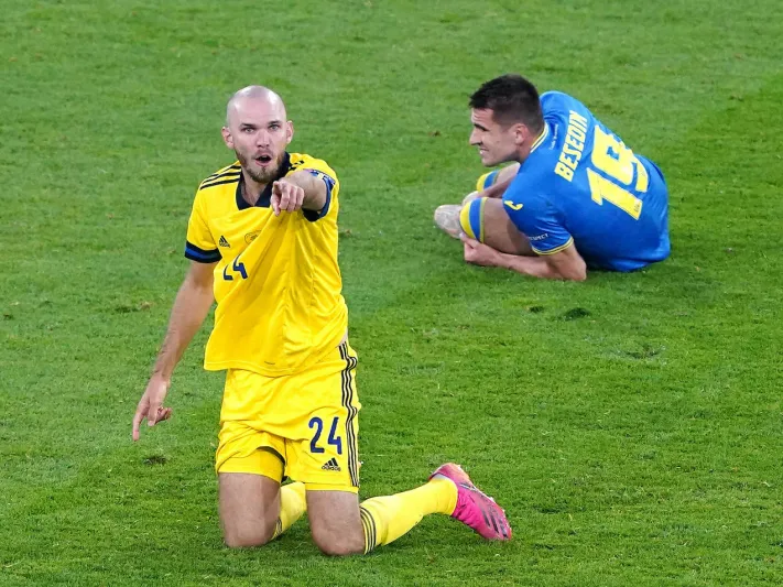 لحظة جنون تكتب نهاية السويد مع كأس أوروبا (فيديو)