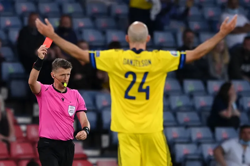 لحظة جنون تكتب نهاية السويد مع كأس أوروبا (فيديو)