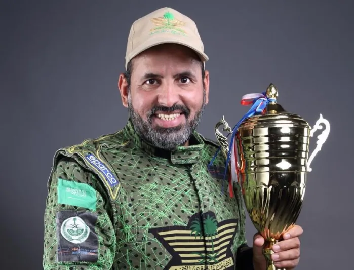 بطل الراليات إبراهيم المهنّا للرجل: الرالي صناعة والجيل الناشئ استثمارنا للمستقبل 