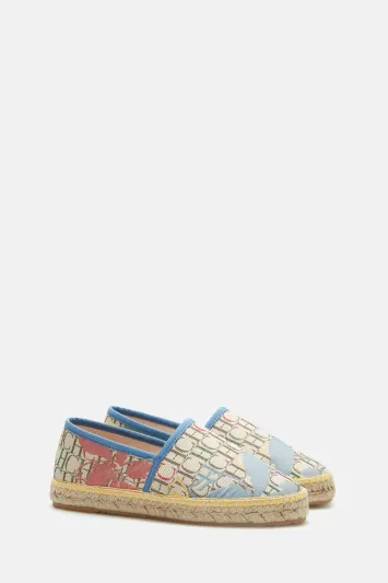 تشكيلة إكسسوارات مميزة من هيريرا مستوحاة من ألوان الصيف المنعشة