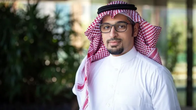 محمد الجحدلي.. مهندس سعودي يصل إلى أعمق نقطة في البحر الأحمر 