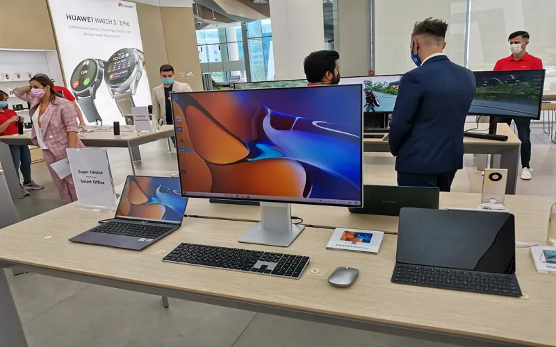 هواوي تكشف عن مجموعة جديدة من منتجات "الأجهزة الفائقة" في الإمارات