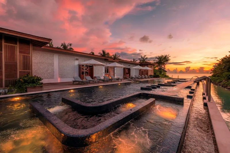 والدورف أستوريا مالديفز إيثافوشي يفتتح أول مركز سبا مائي في المالديف 