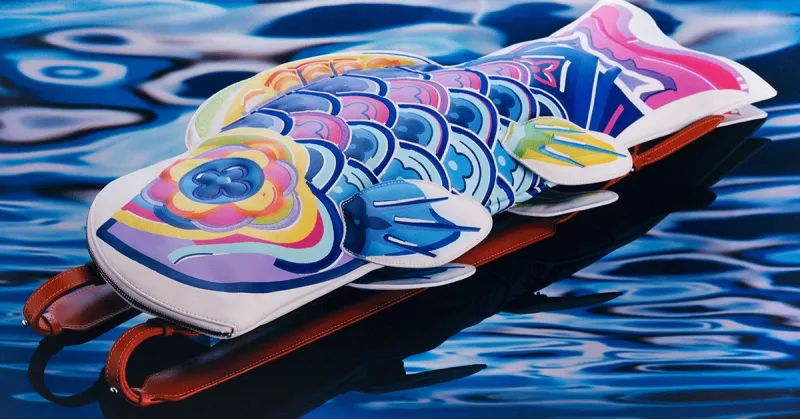 فيرجيل أبلوه يقدم مجموعة "لويس فيتون" الجديدة لربيع وصيف 2022 (فيديو)