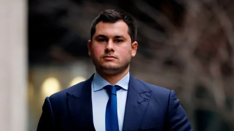 تفاصيل سرية لتسوية طلاق أتعس عائلة ملياديرات في روسيا 