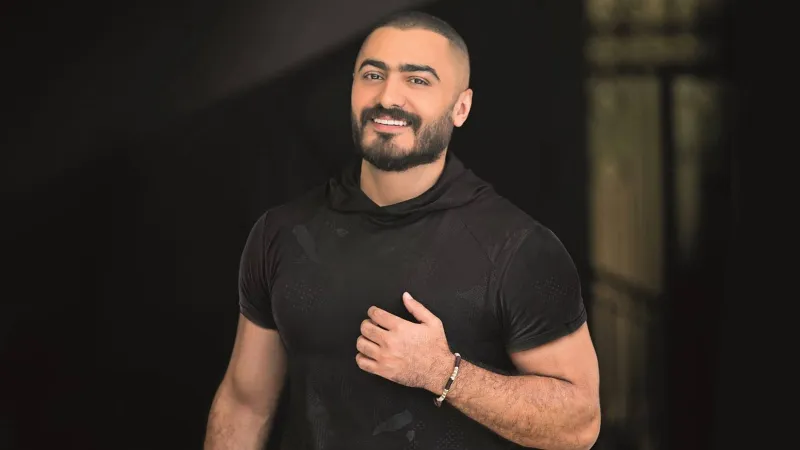 تامر حسني: لم أجد قوت يومي وهكذا وصلت لحلمي وتحديت الصعوبات (فيديو)