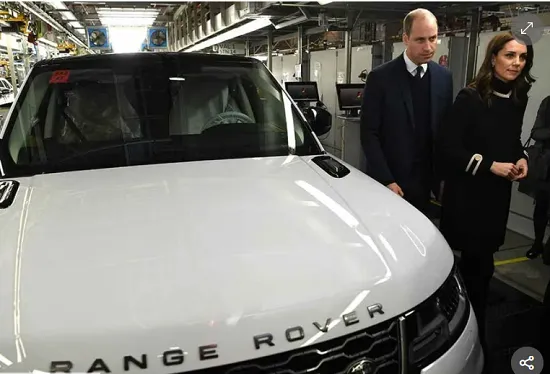 أكثر هدايا الزفاف الملكي غرابة. ميجان وهاري حصلا على ثور هندي!