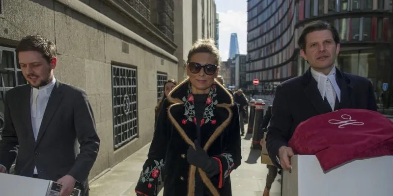 تفاصيل سرية لتسوية طلاق أتعس عائلة ملياديرات في روسيا 