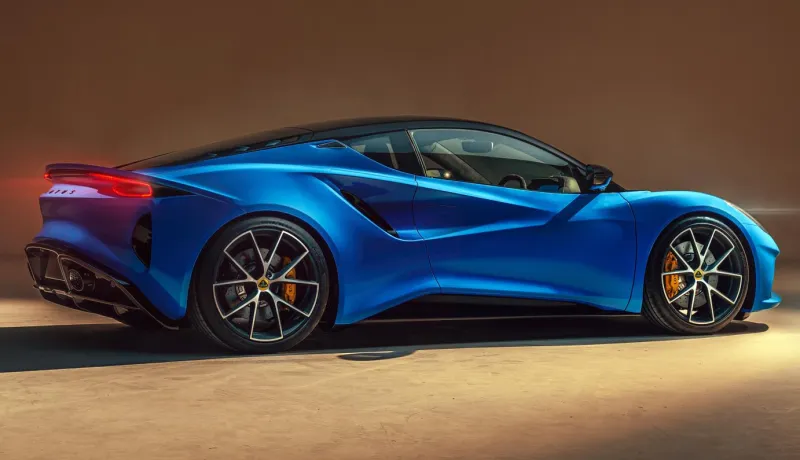 لوتس تكشف عن سوبر كار خارقة بأداء عالٍ وفخامة استثنائية (فيديو)