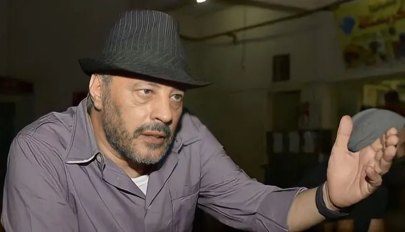 لماذا قدم الفنان عمرو عبدالجليل اعتذاره لدلال عبد العزيز؟!