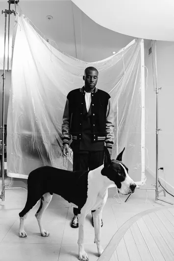 بعد التألق في أسبوع ميلانو.. "424" تؤطر إرث كاليفورنيا في تشكيلتها الجديدة