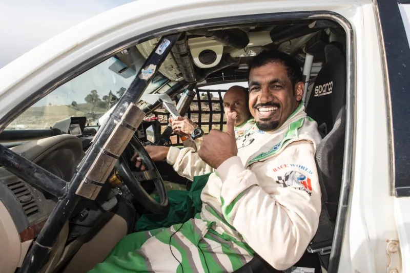 بطل الراليات الصحراوية أحمد الشقاوي لـ«الرجل»: حصولي على درّاجة أجمل ذكرياتي.. لنكسر احتكار الراليات عالميّاً 