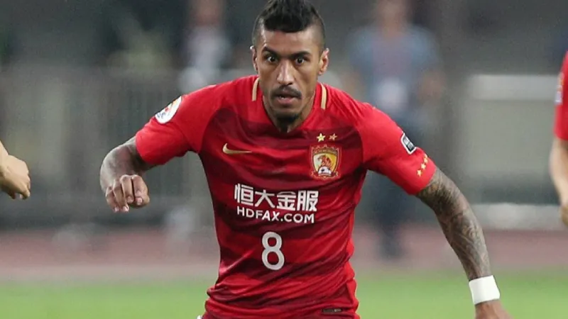 رسالة باولينيو إلى جماهير الأهلي في ظهوره الأول (فيديو)