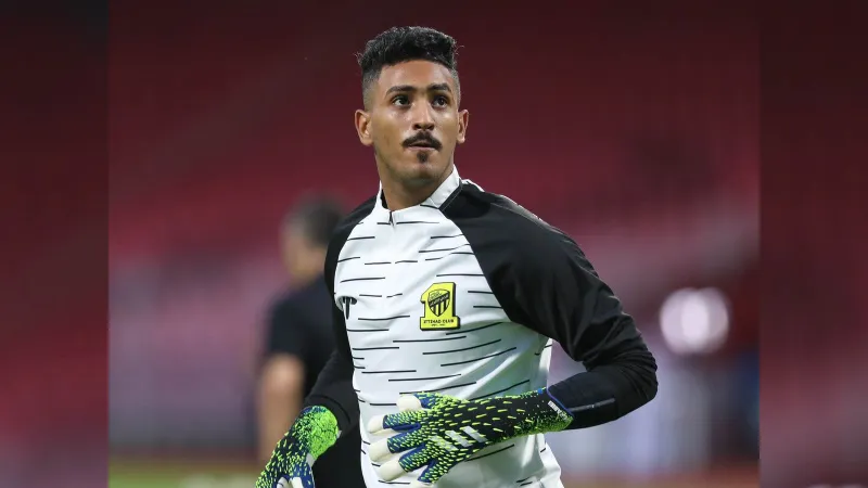  الهلال ينافس النصر لضم حارس الاتحاد