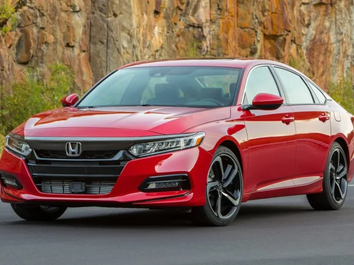 هذه السيارات ستخرج من الخدمة نهائياً في 2022 فهل سيارتك بينها؟