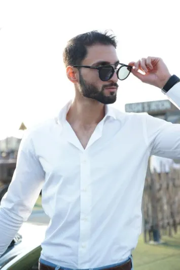 مجموعة جديدة للنظارات الشمسية لصيف 2021 من مينيماليست