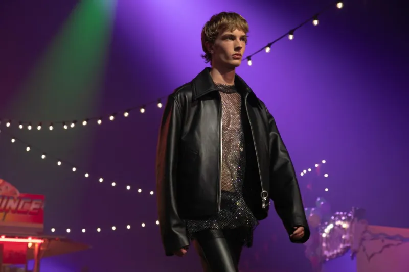 تشكيلة أزياء جديدة لربيع وصيف 2022 من AMI