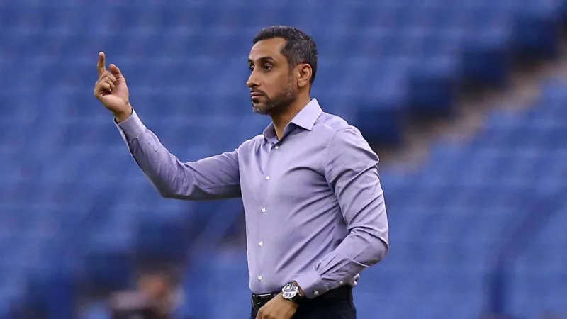سامي الجابر يستقبل "يارا روح الهلال" ويمنحها هدية (فيديو)