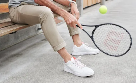 روجر فيدرير يقدم حذاءه الأنيق الجديد بالتعاون مع "ماتشيز فاشون"