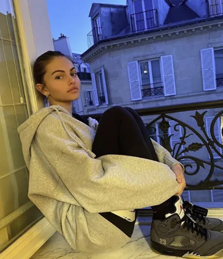 بعد 10 أعوام كاملة كيف أصبحت أجمل طفلة في العالم؟ (صور)