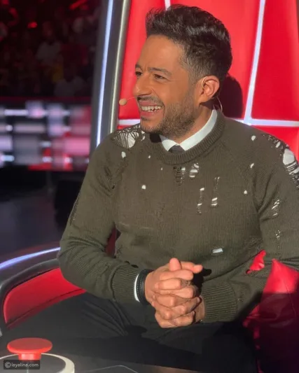 استوحِ إطلالتك القادمة من أناقة الفنان «محمد حماقي» (صور)