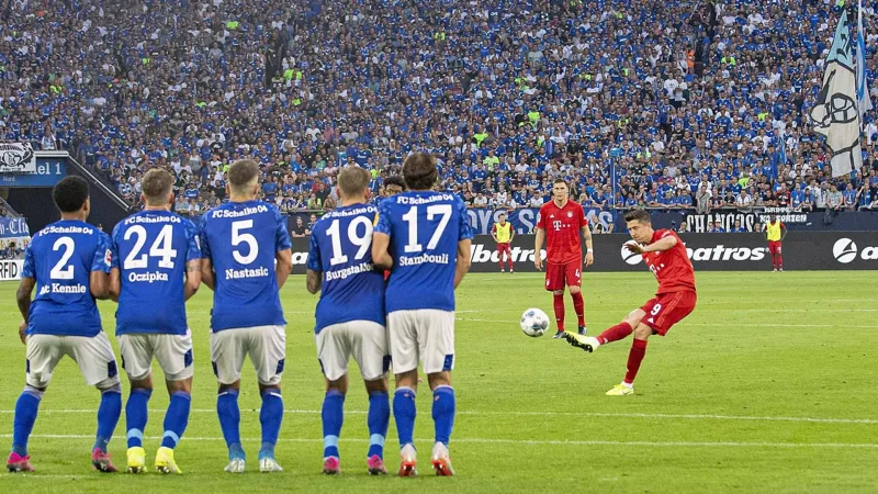 أجمل ركلات حرة في الدوري الألماني خرقت قوانين الفيزياء (فيديو)