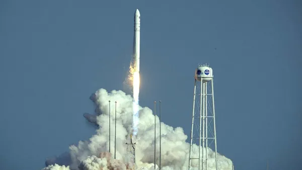 خدمة توصيل الطلبات للفضاء ترسل بيتزا لرواد ناسا!