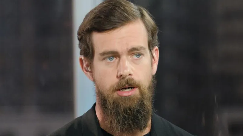 كيف يخطط مؤسس تويتر لتغيير النظام النقدي العالمي؟