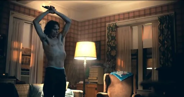 بطل الجوكر يصدم الجميع في أحدث ظهور له..وزن زائد وبطن مترهل! 