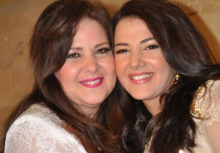 رسالة مؤثرة من دنيا سمير غانم بعد وفاة والدتها