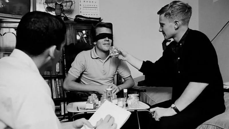 طالب قرر الاستيقاظ لـ11 يوماً دون نوم والنتيجة صدمت الجميع 