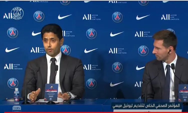 المؤتمر الصحفي لتقديم ميسي في باريس سان جيرمان (بث مباشر) 