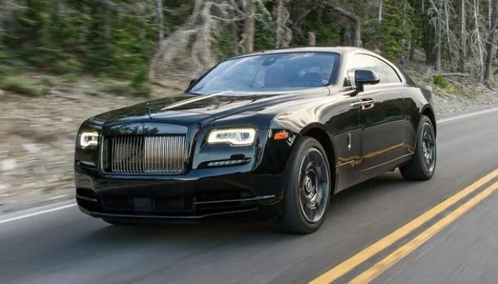 إليكَ أسوأ ماركات السيارات استهلاكًا للوقود 