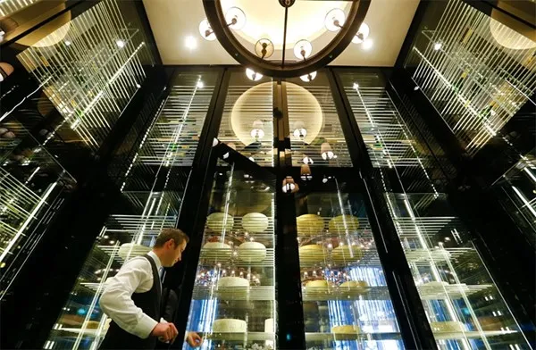 فندق سويسري فاخر مملوك لملياردير عربي يسمح بقبول العملات الرقمية (صور)